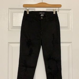 Fashion nova black ripped skinny jeans
